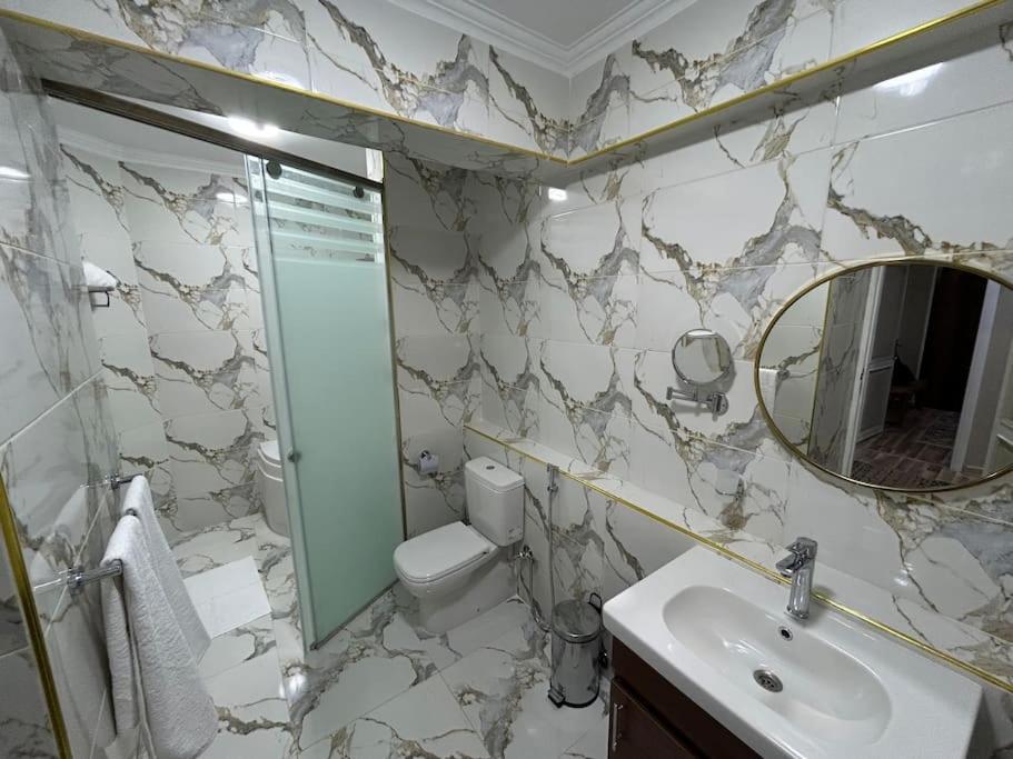 Skyline Luxury Suites 5 Mins From Cairo Airport Exterior photo